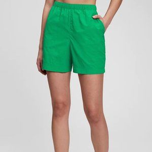 Gap recycled rec shorts clover green large NWT